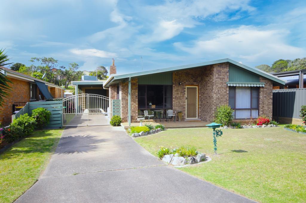 65 Tatiara St, Dalmeny, NSW 2546