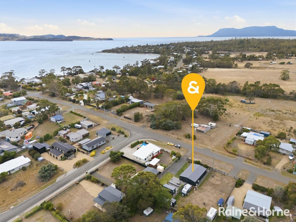 13 Jetty Rd, Orford, TAS 7190