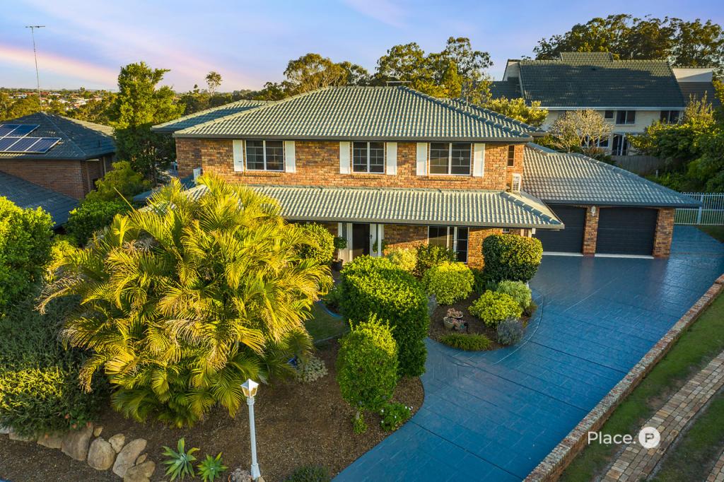 33 Breadalbane St, Carindale, QLD 4152