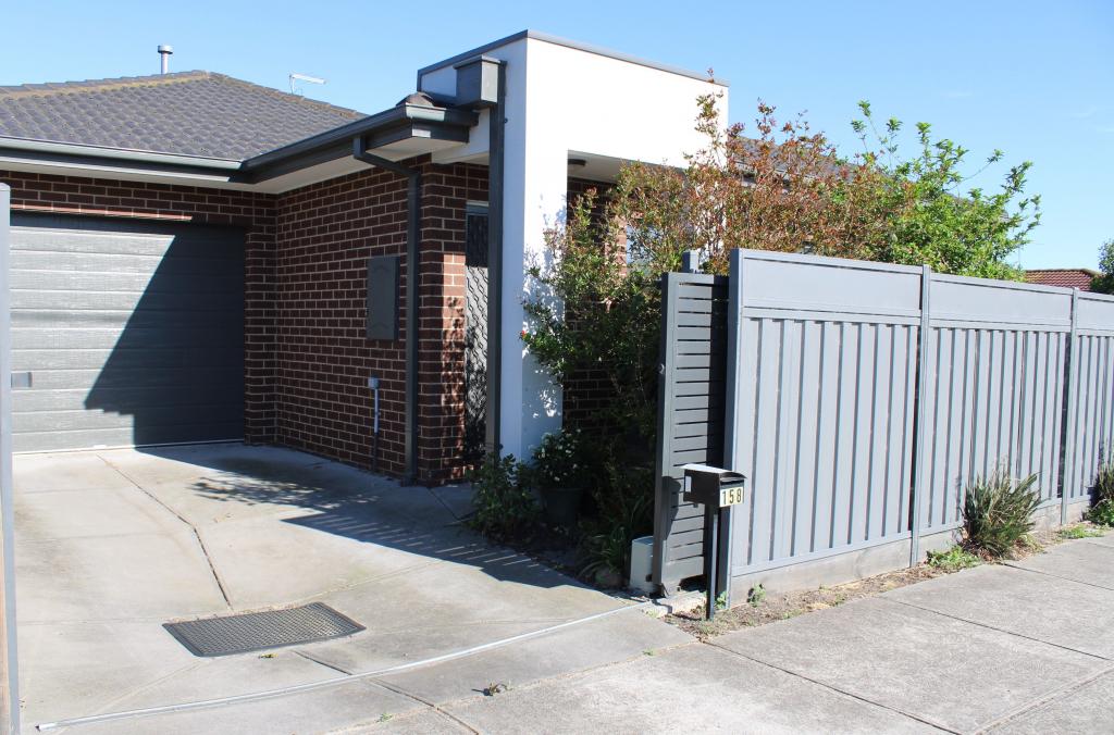 158 Cadles Rd, Carrum Downs, VIC 3201