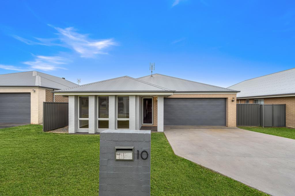 10 FAIRMONT BVD, HAMLYN TERRACE, NSW 2259