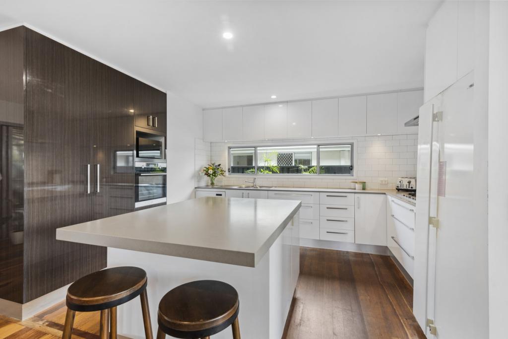 44 Twenty Fourth Ave, Palm Beach, QLD 4221