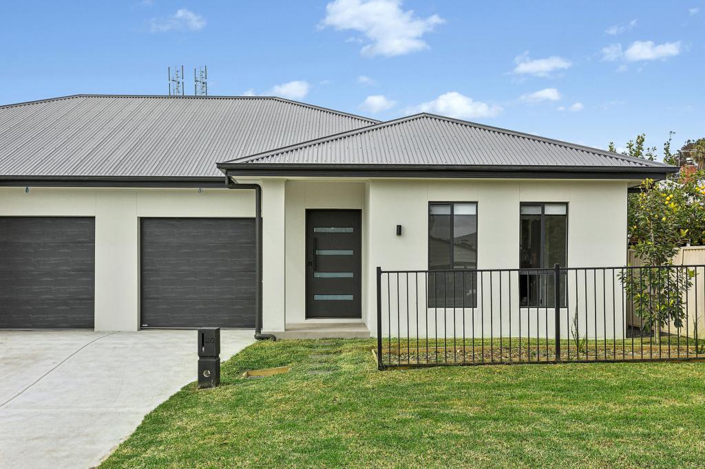 2/12 Elizabeth St, Cessnock, NSW 2325