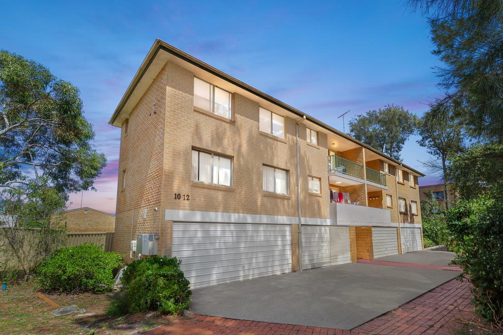 10/10 KITCHENER AVE, REGENTS PARK, NSW 2143