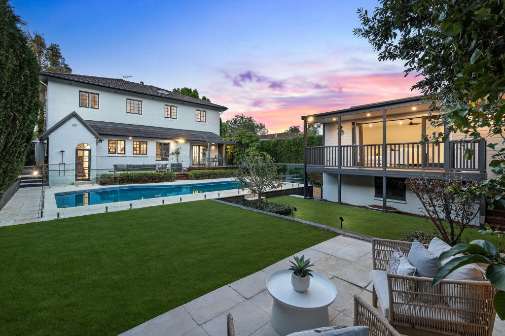 1 THE CHASE RD, TURRAMURRA, NSW 2074