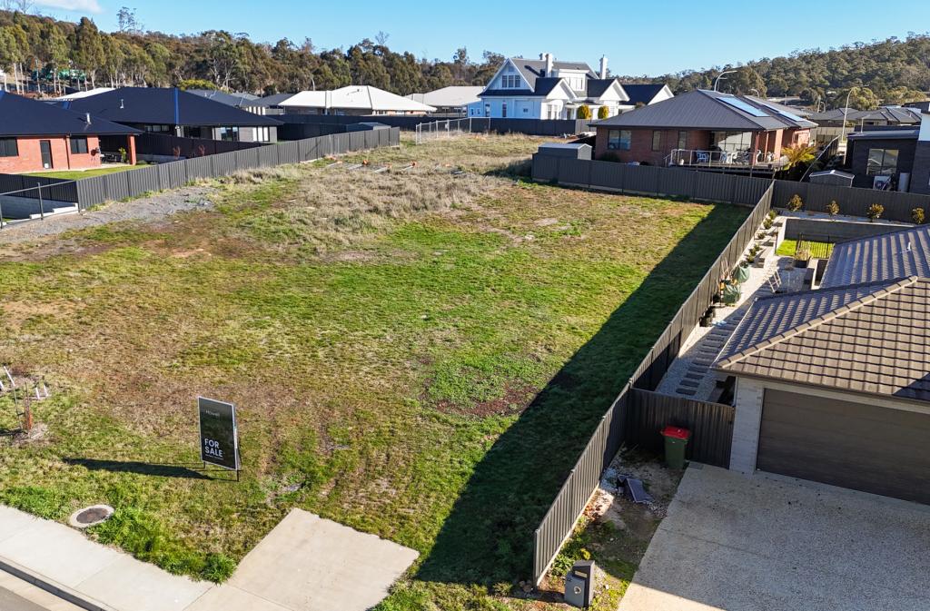 24 PARKFIELD DR, YOUNGTOWN, TAS 7249