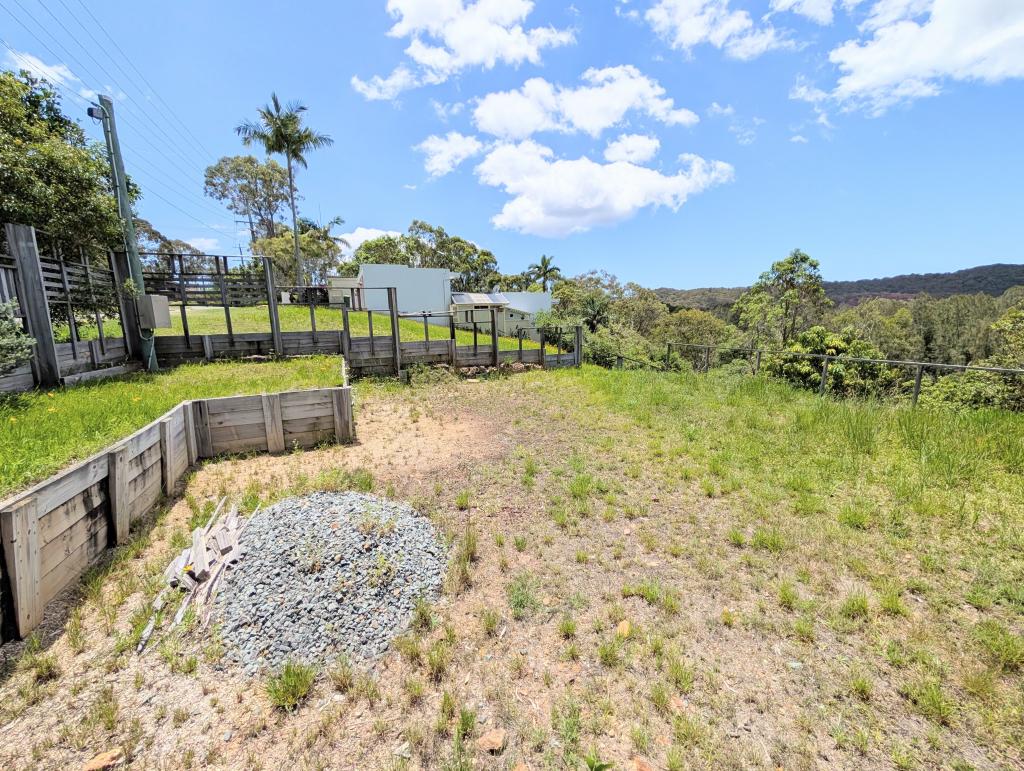 60 Crescent Dr, Russell Island, QLD 4184