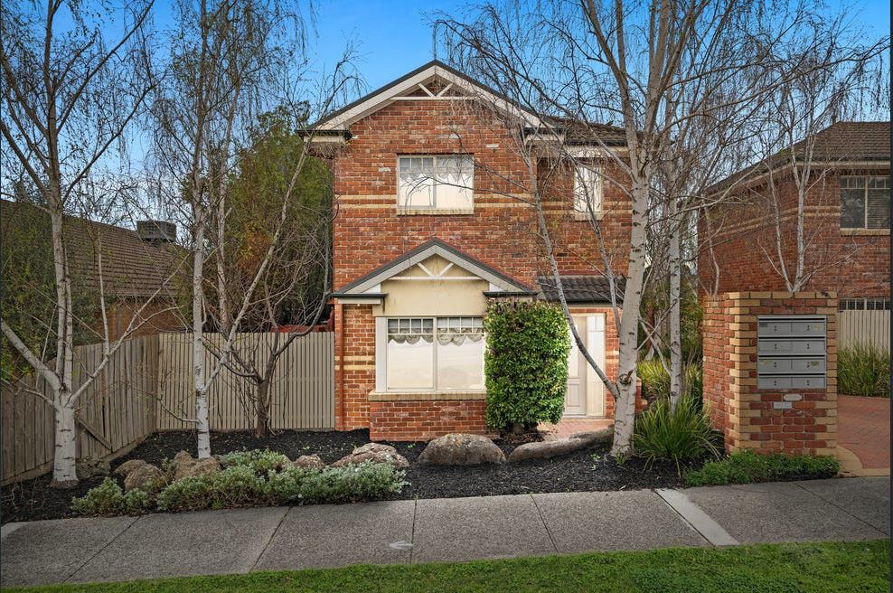 2/14 Yvette Dr, Rowville, VIC 3178