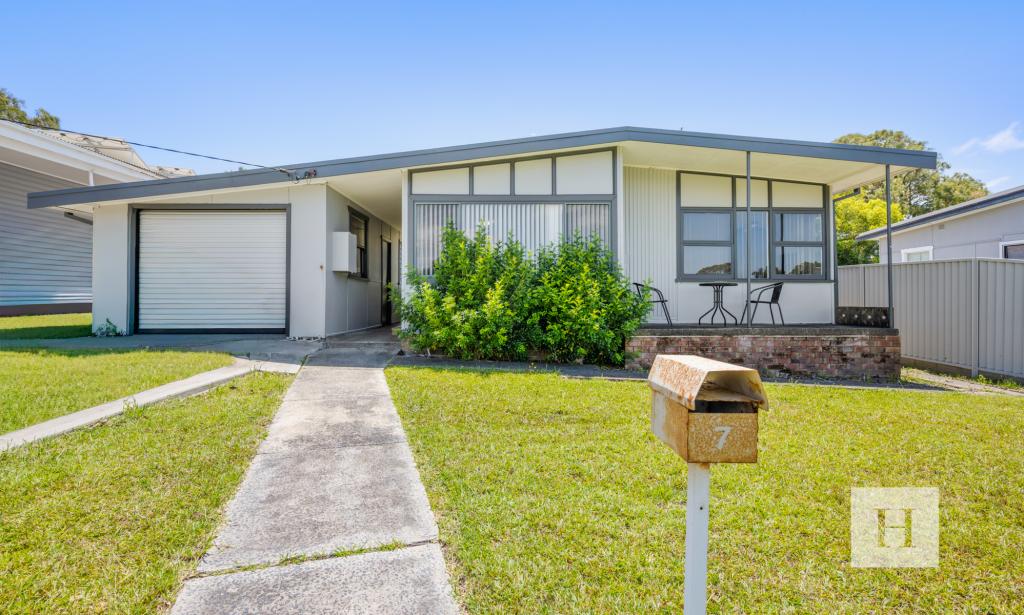 7 Melrose Ave, Gorokan, NSW 2263