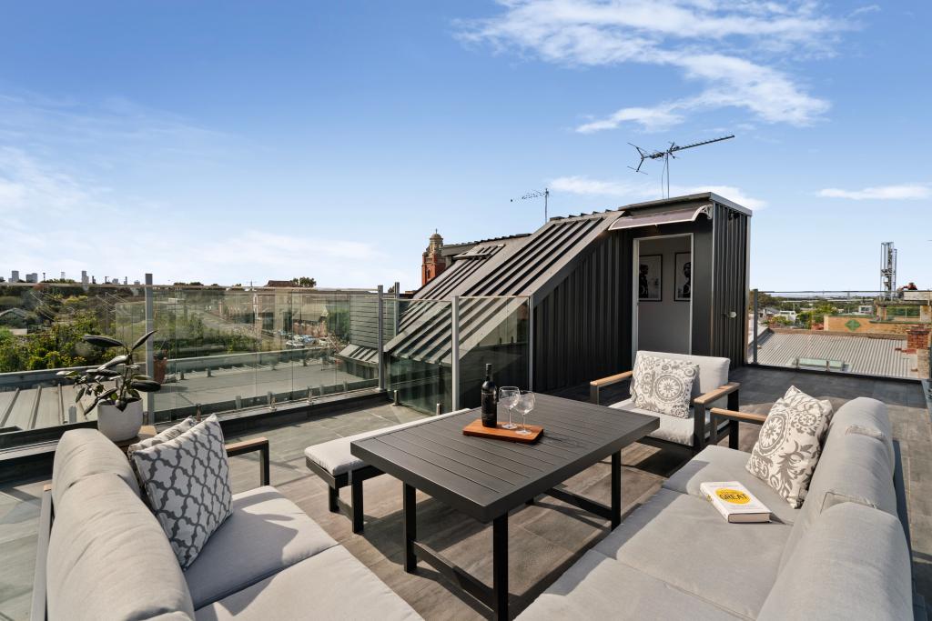 5 TRIMBLE LANE, YARRAVILLE, VIC 3013