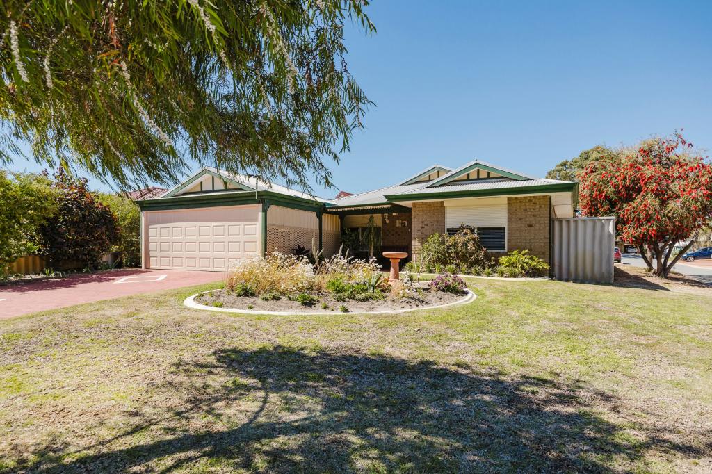 8 Uluru Gdns, Ballajura, WA 6066