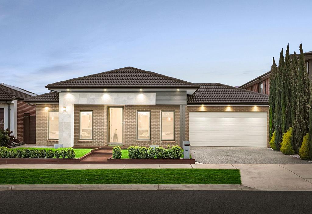 90 ANNIVERSARY AVE, WYNDHAM VALE, VIC 3024