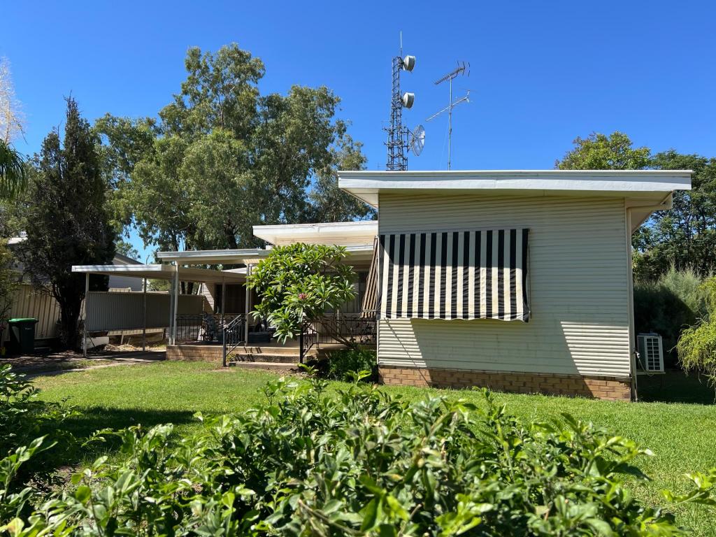 74 St George St, Mungindi, NSW 2406