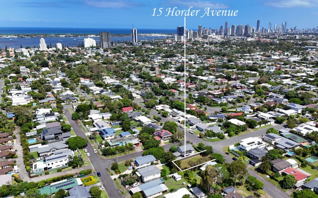 15 Horder Ave, Labrador, QLD 4215