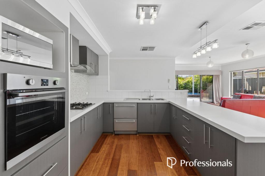 3 Quokka St, Wattle Grove, WA 6107