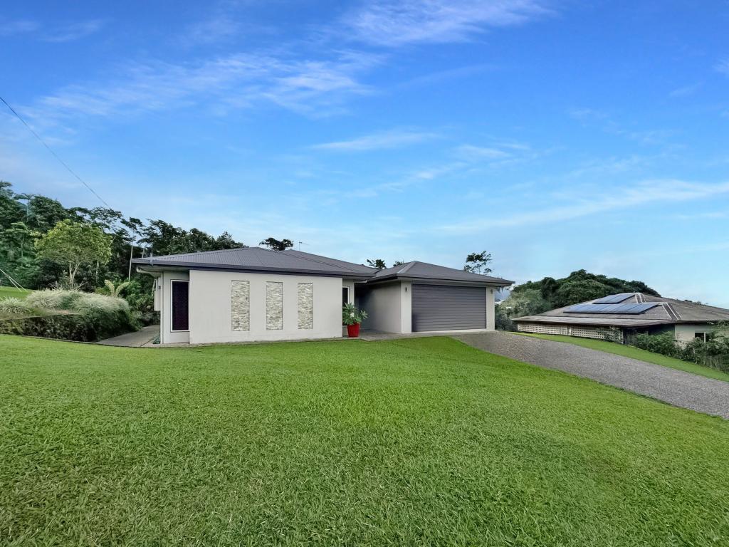 16 Briggs St, Tully, QLD 4854