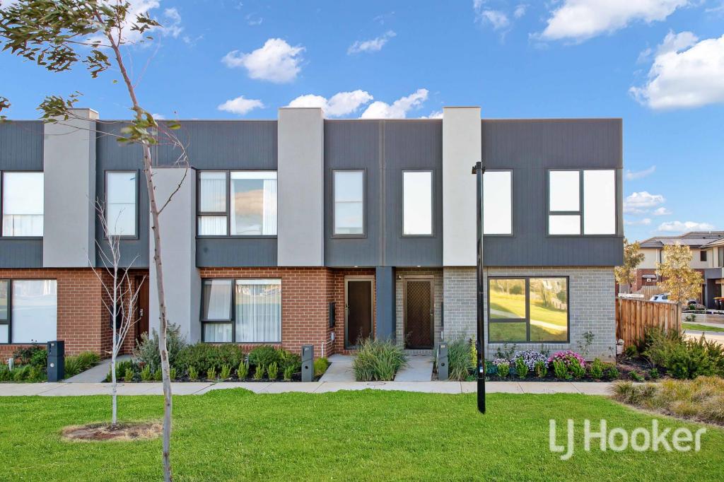 23 Odin Walk, Melton South, VIC 3338