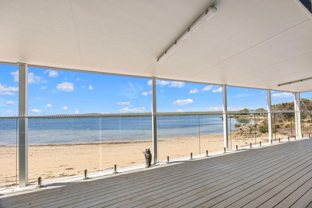 889 Proper Bay Rd, Tulka, SA 5607