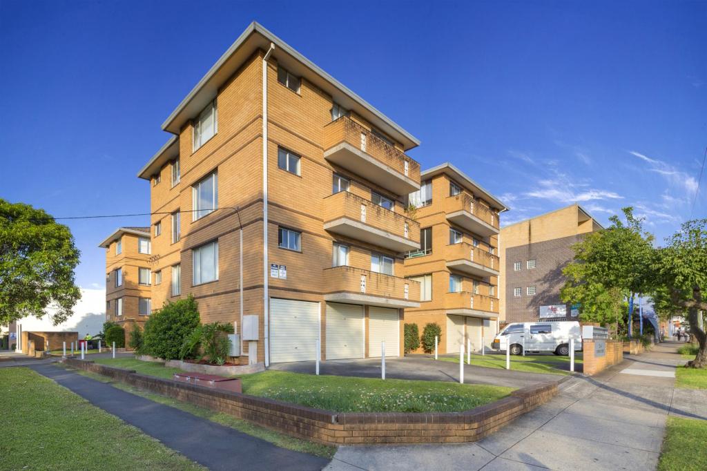 25/2-4 LONDON ST, CAMPSIE, NSW 2194