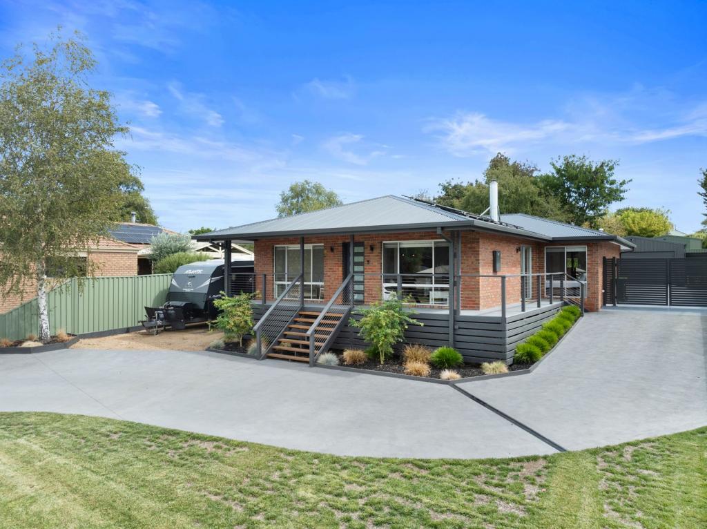 11 Links Rd, Mansfield, VIC 3722
