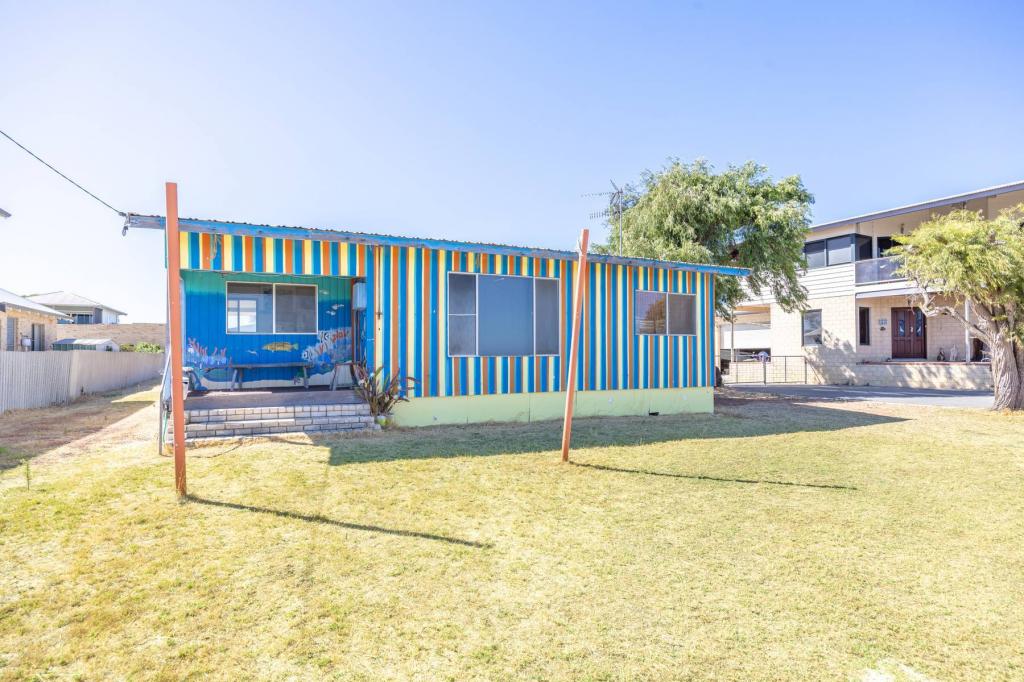 20 Corunna Rd, Cervantes, WA 6511