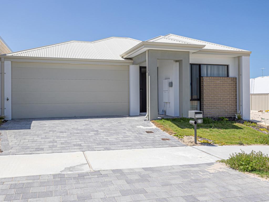 25 Paddle Way, Yanchep, WA 6035