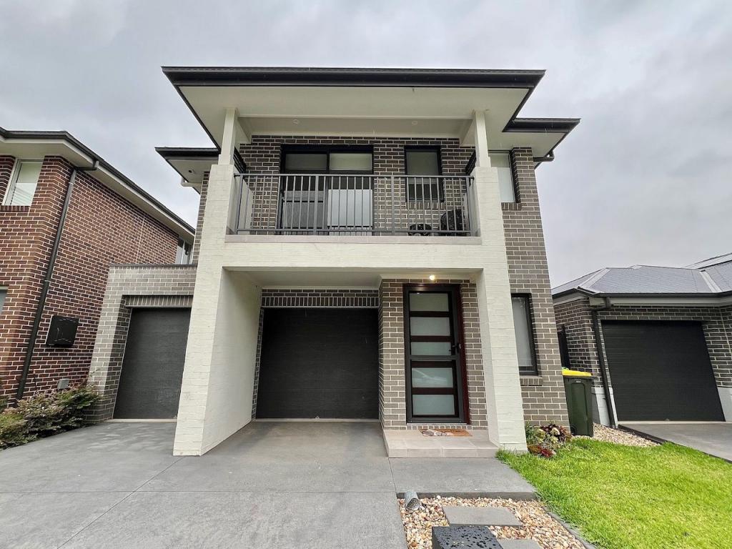 24 Lawson Rd, Oran Park, NSW 2570