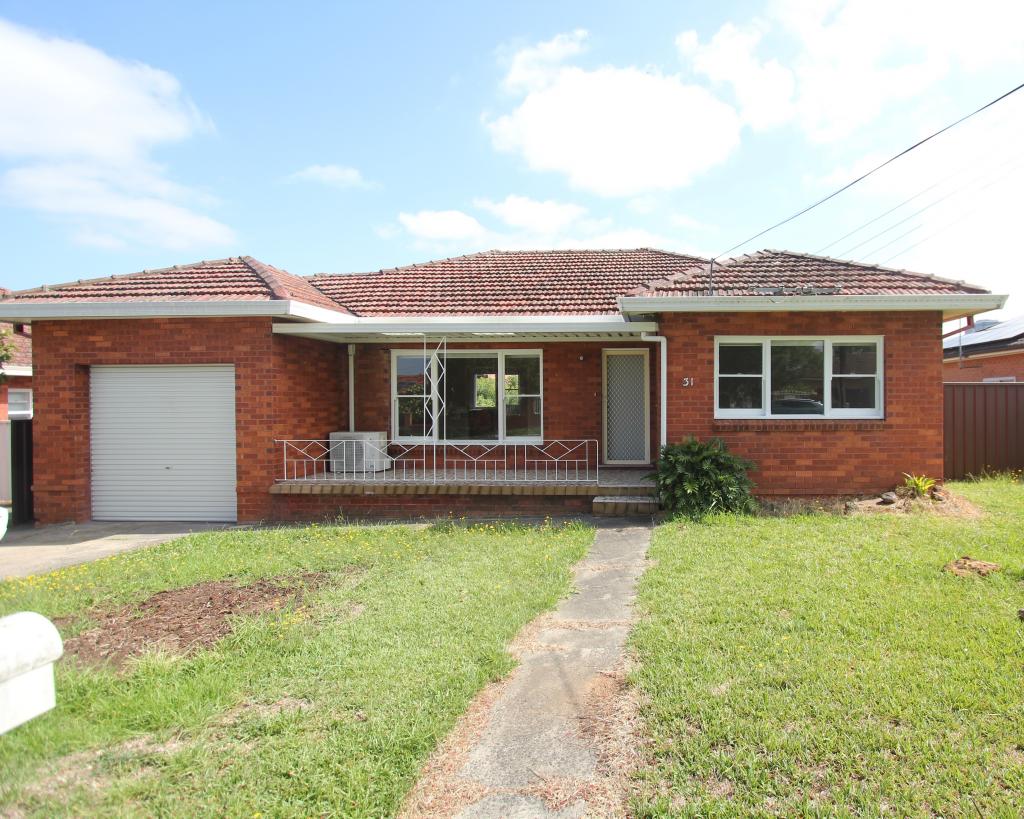 31 Alderson Ave, Liverpool, NSW 2170