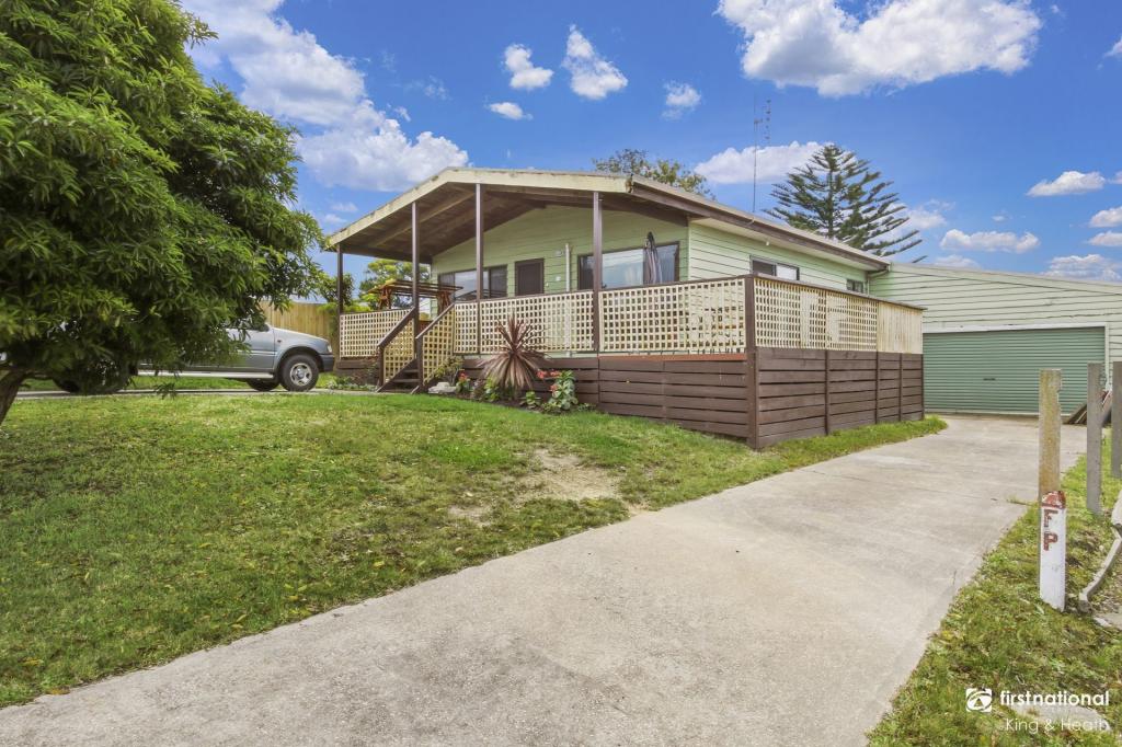 11 Archer Ct, Lakes Entrance, VIC 3909