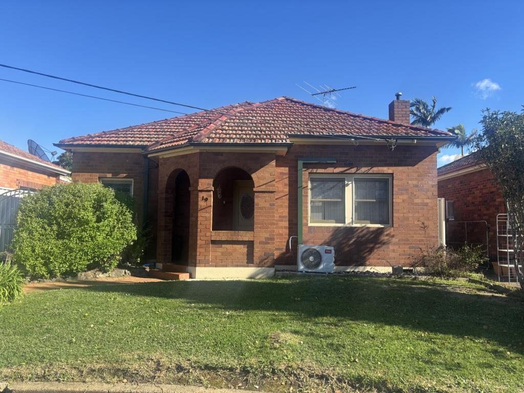 19 Jordan Ave, Beverly Hills, NSW 2209
