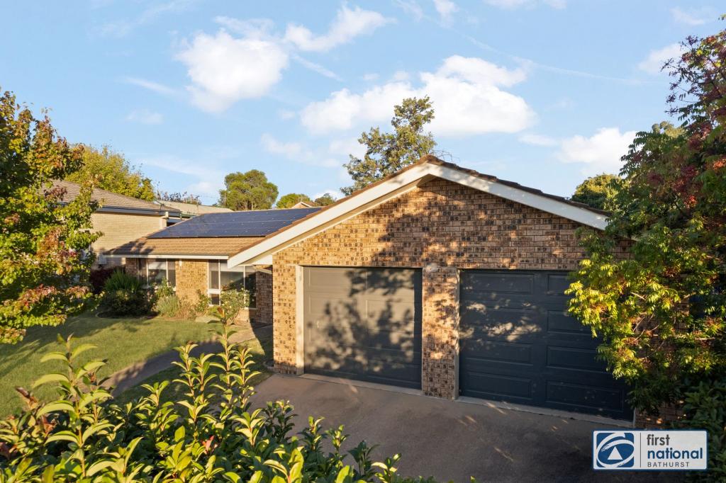 16 Cangoura St, Windradyne, NSW 2795