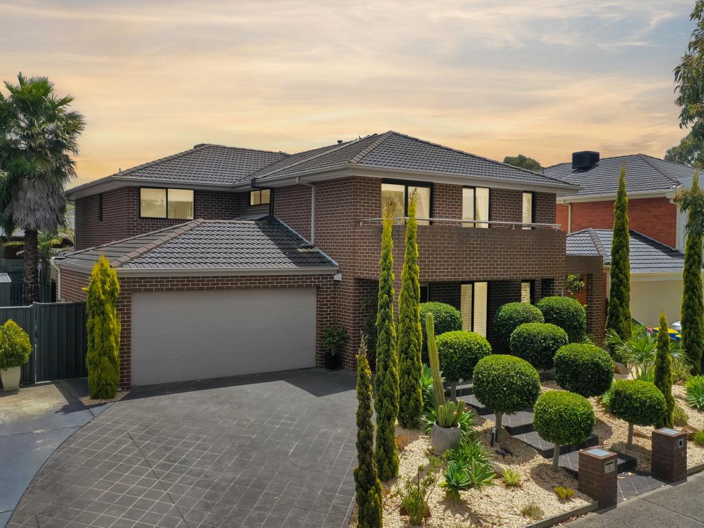 5 Merrowland Ave, Cranbourne North, VIC 3977