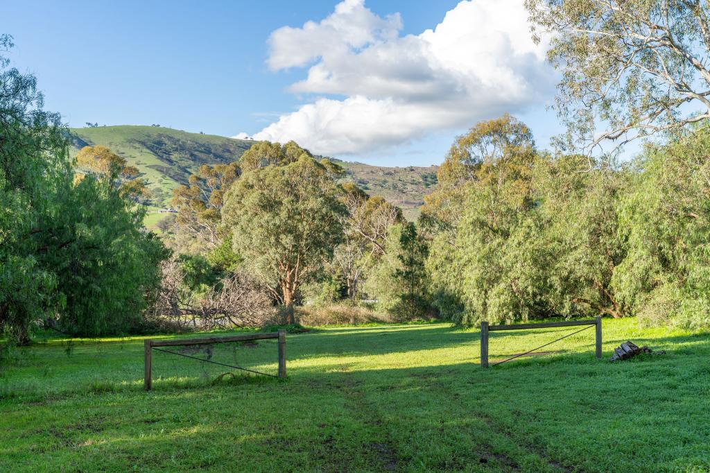 8389 Goulburn Valley Hwy, Trawool, VIC 3660
