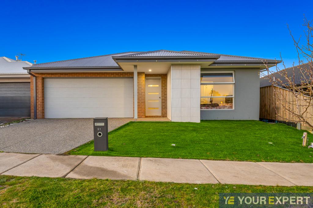 31 Rosedene Ave, Officer, VIC 3809