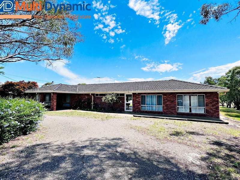 10 Masterfield St, Rossmore, NSW 2557