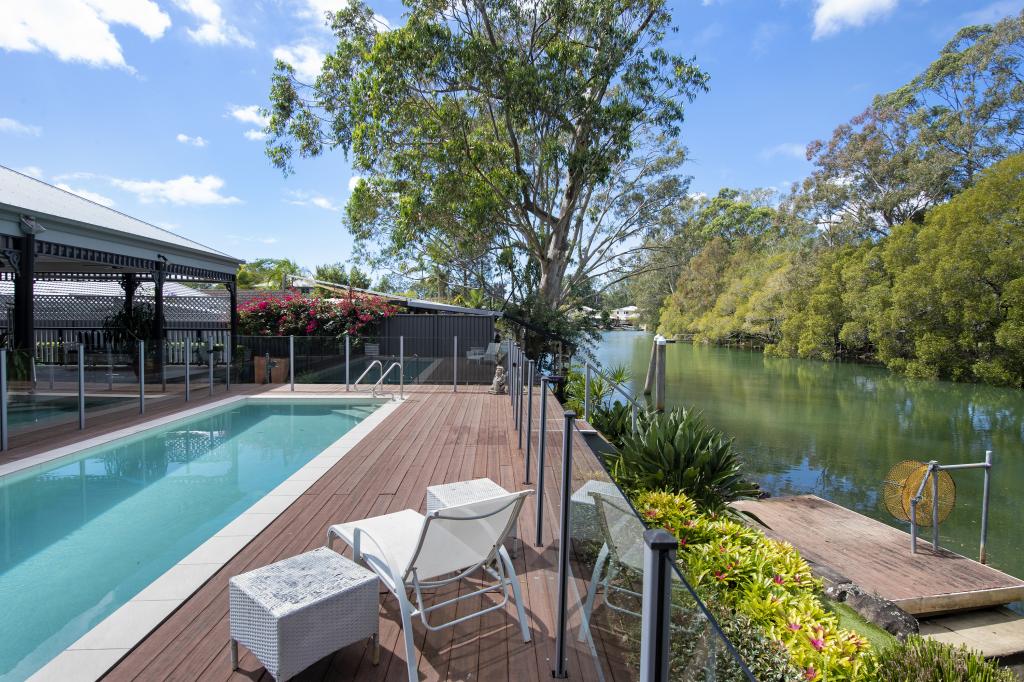 38 Whitsunday Dr, Currumbin Waters, QLD 4223