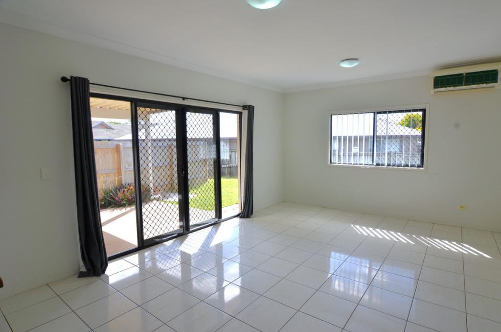 1/35 Peachfield Dr, Morayfield, QLD 4506
