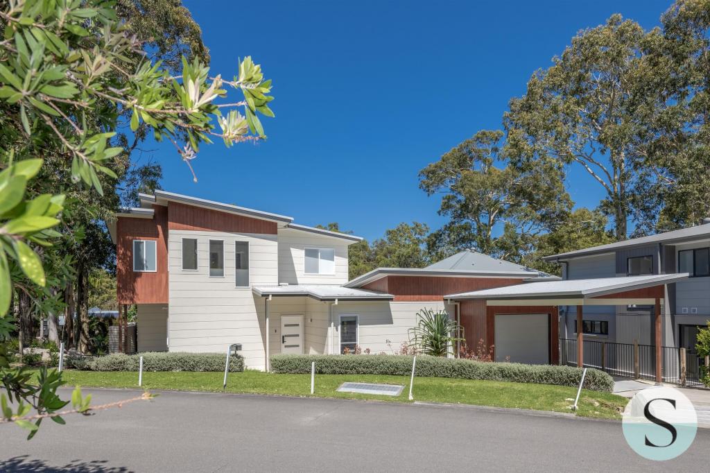 1 NINE ACRES WAY, MURRAYS BEACH, NSW 2281