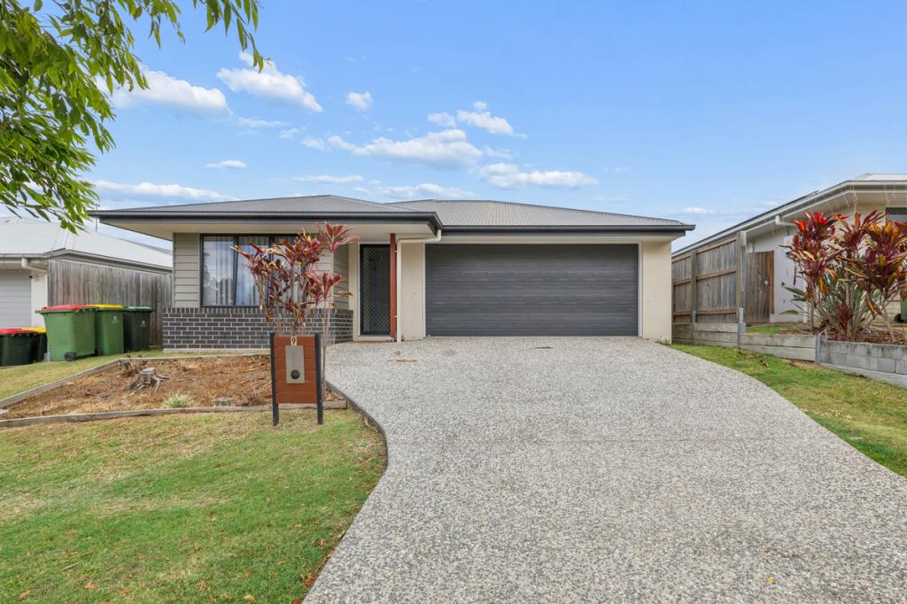 9 LOCKE CRES, REDBANK PLAINS, QLD 4301