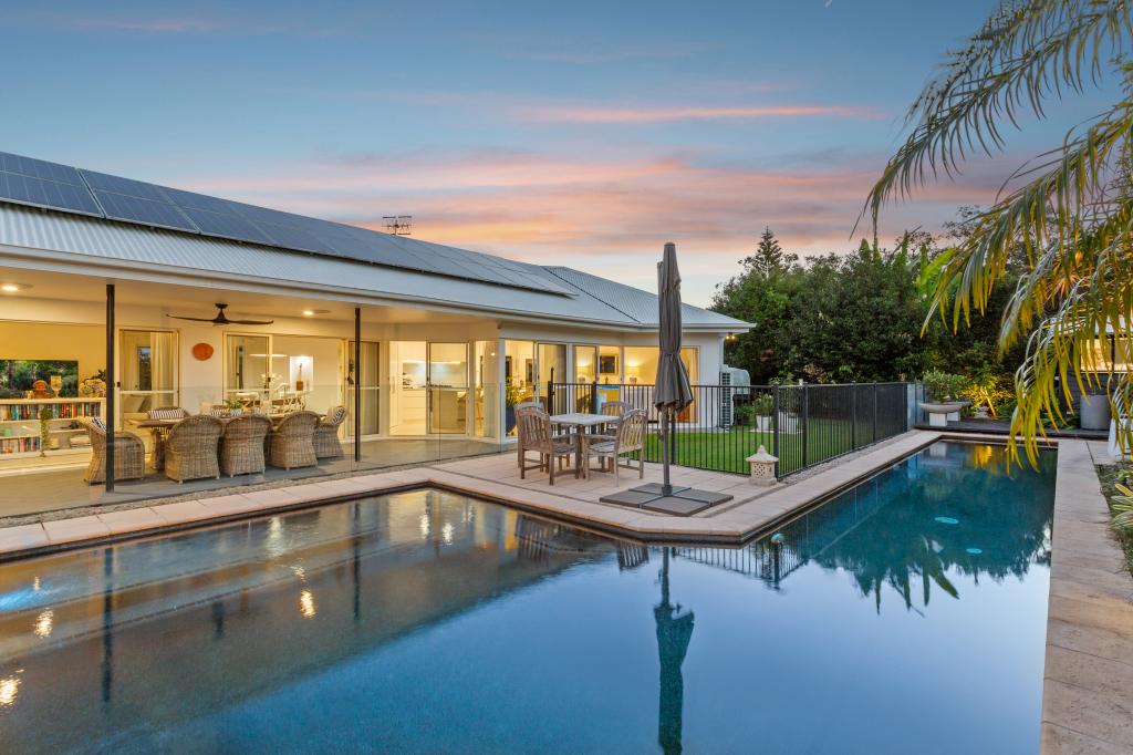 4 Shipwright Ave, Noosaville, QLD 4566