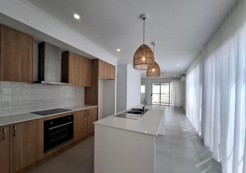 71 Cocos Cres, Banya, QLD 4551