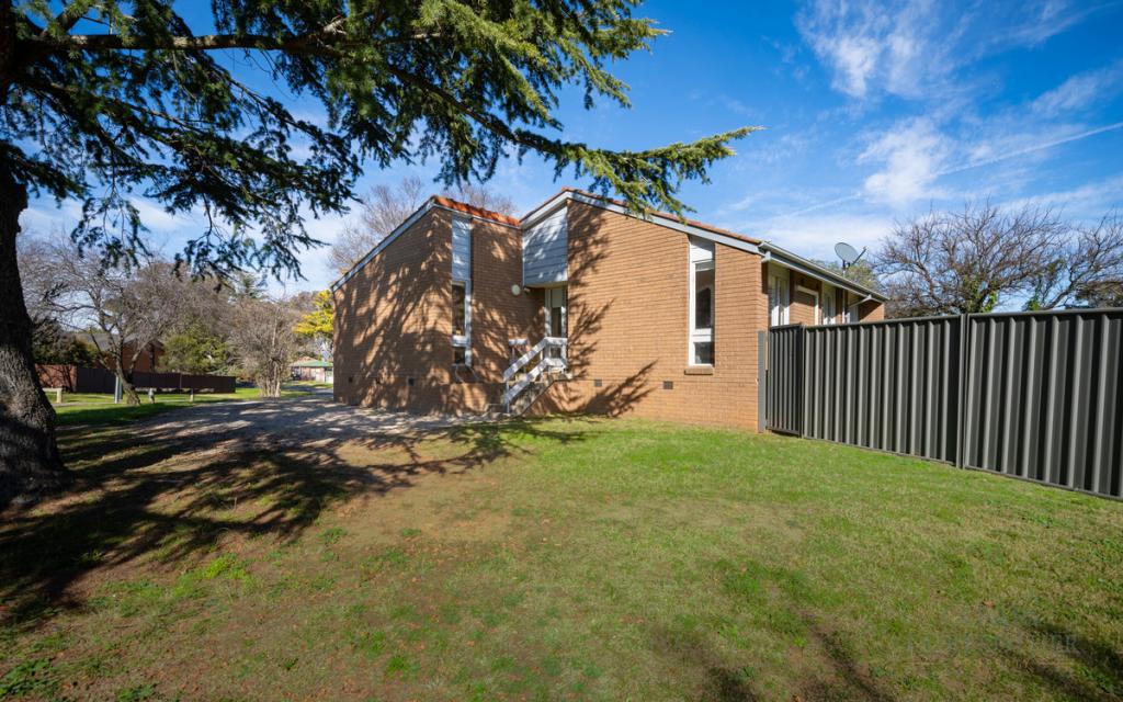 52 Kelloshiel Cl, West Bathurst, NSW 2795
