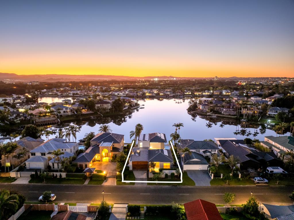 37 Martinique Way, Clear Island Waters, QLD 4226