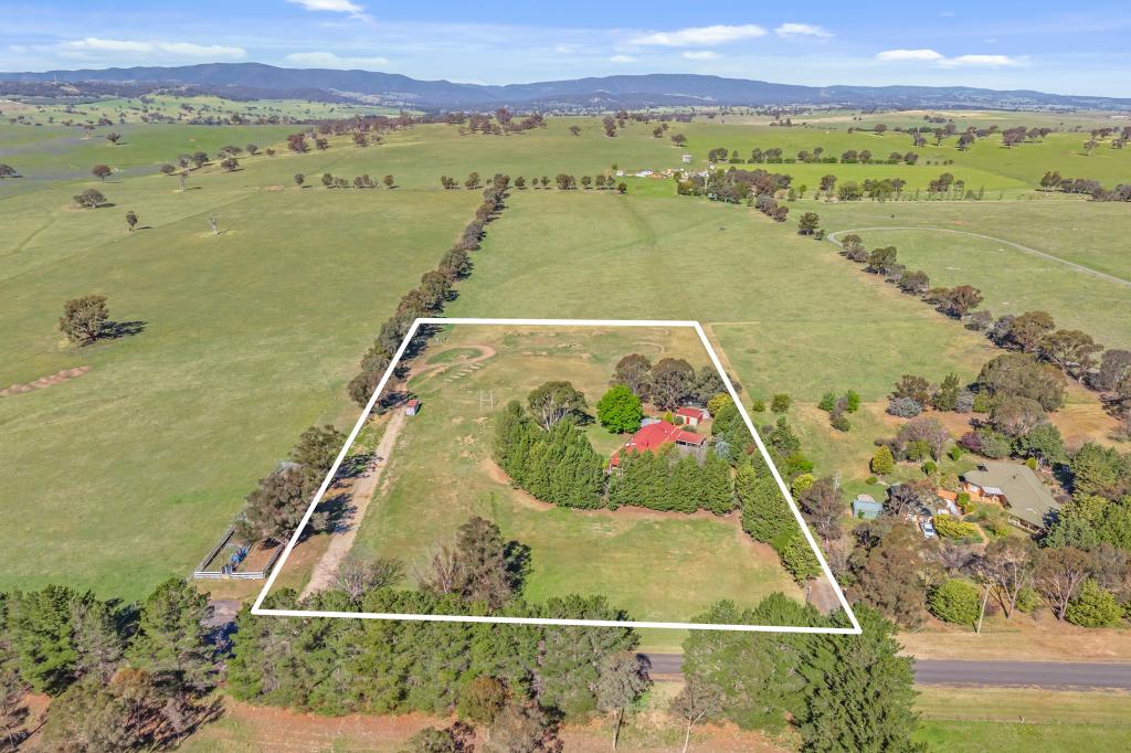 422 Laffing Waters Lane, Laffing Waters, NSW 2795