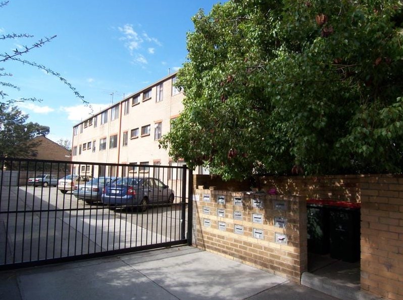 10/20 MANTELL ST, MOONEE PONDS, VIC 3039