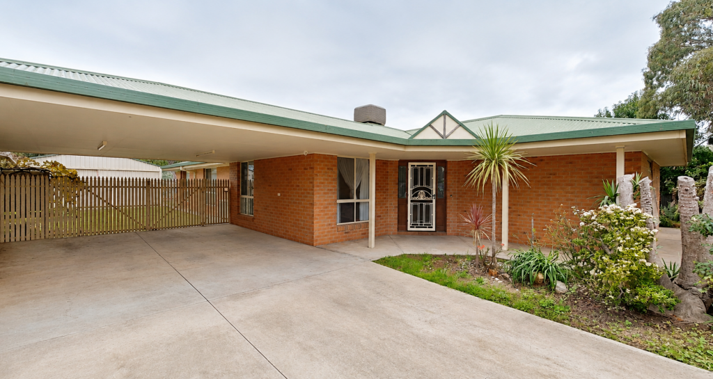 4 Makepeace St, Swan Hill, VIC 3585