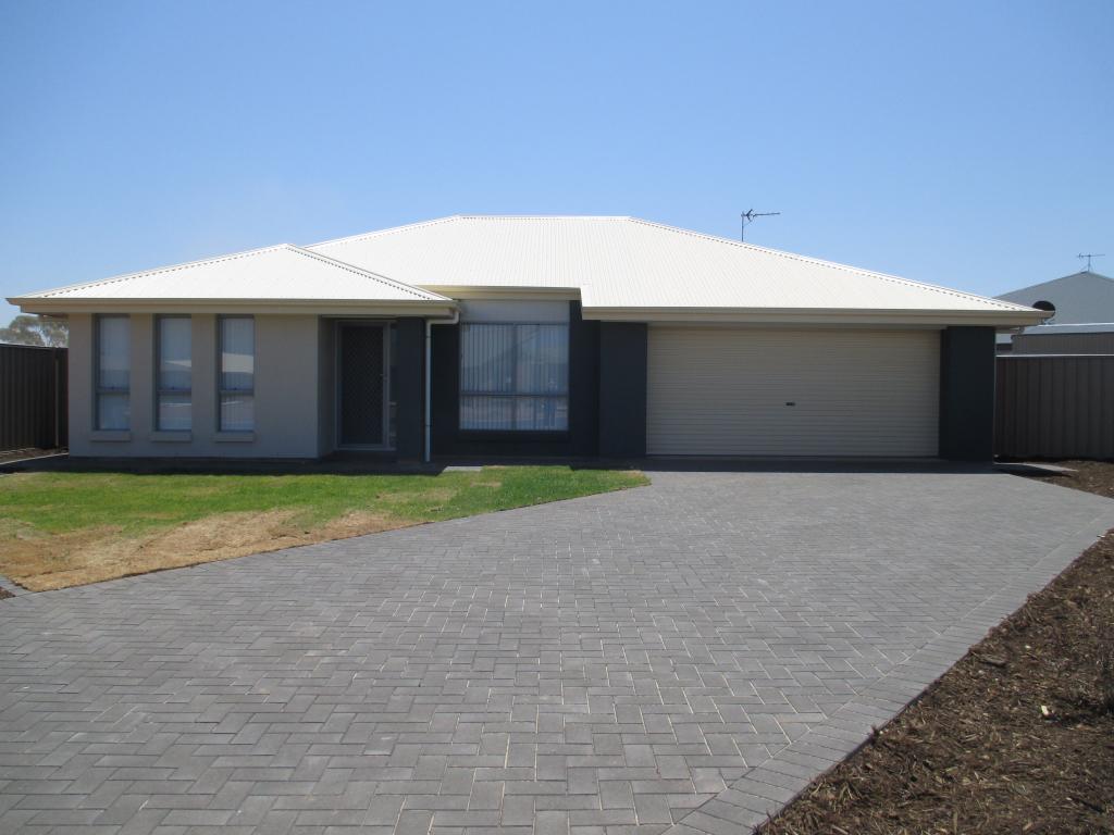 30 Mcinnes Avenue, Whyalla Jenkins, SA 5609