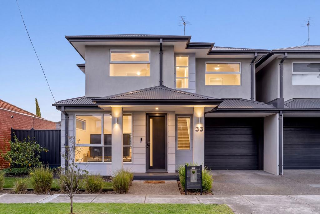 33 Heather Ave, Brooklyn, VIC 3012