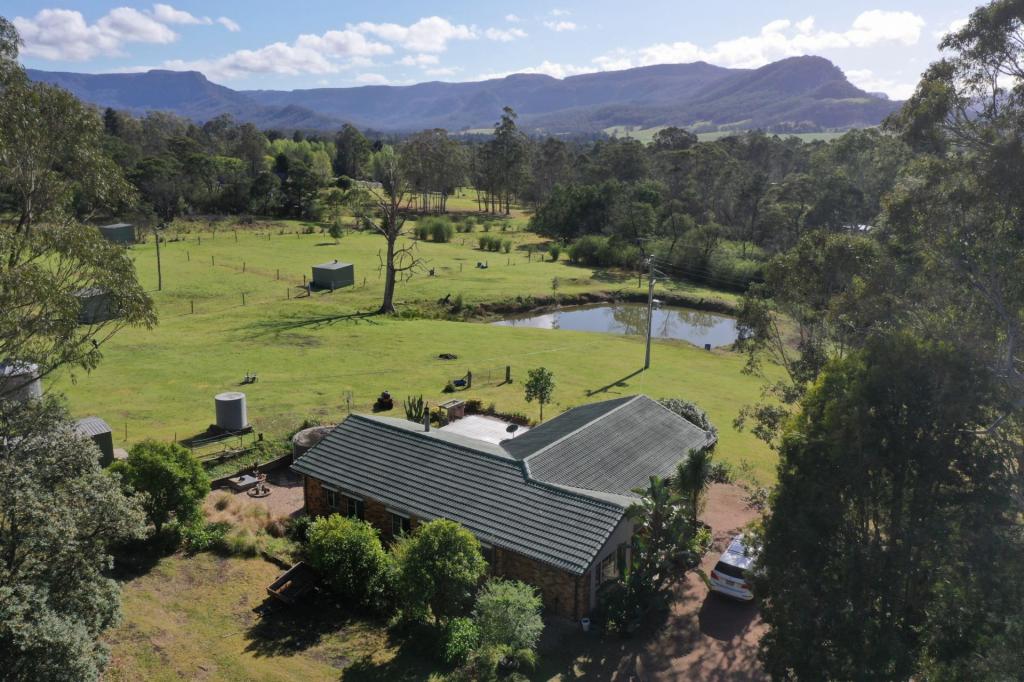 60 Mount Scanzi Rd, Kangaroo Valley, NSW 2577