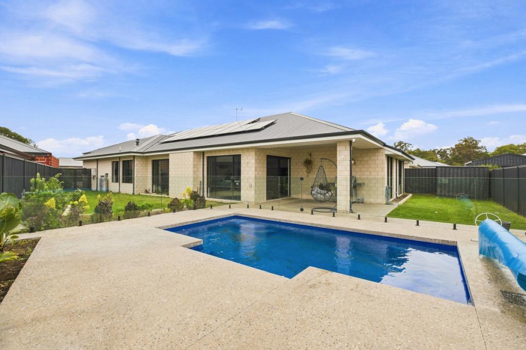 18 Sophia Loop, West Busselton, WA 6280